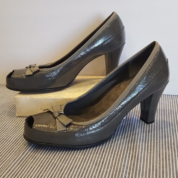 aerosoles peep toe heels